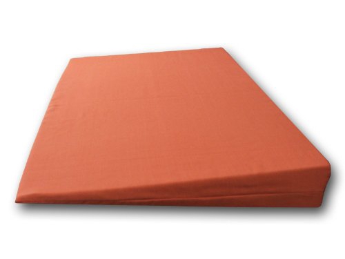 Matratzenkeil aus Schaumstoff mit Baumwollbezug in mehreren Größen und Farben erhältlich